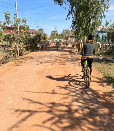 Penny Mims Cycling on the  tour with redspokes